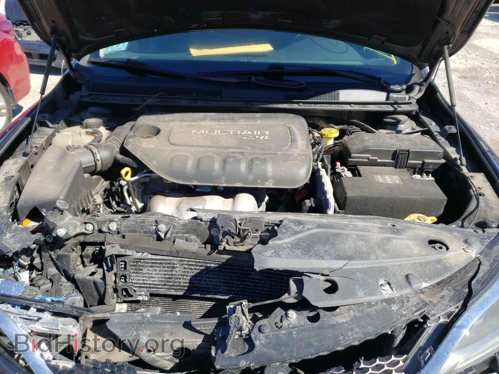 2016 CHRYSLER 200 - VIN: 1C3CCCAB1GN159987 - Фото 7