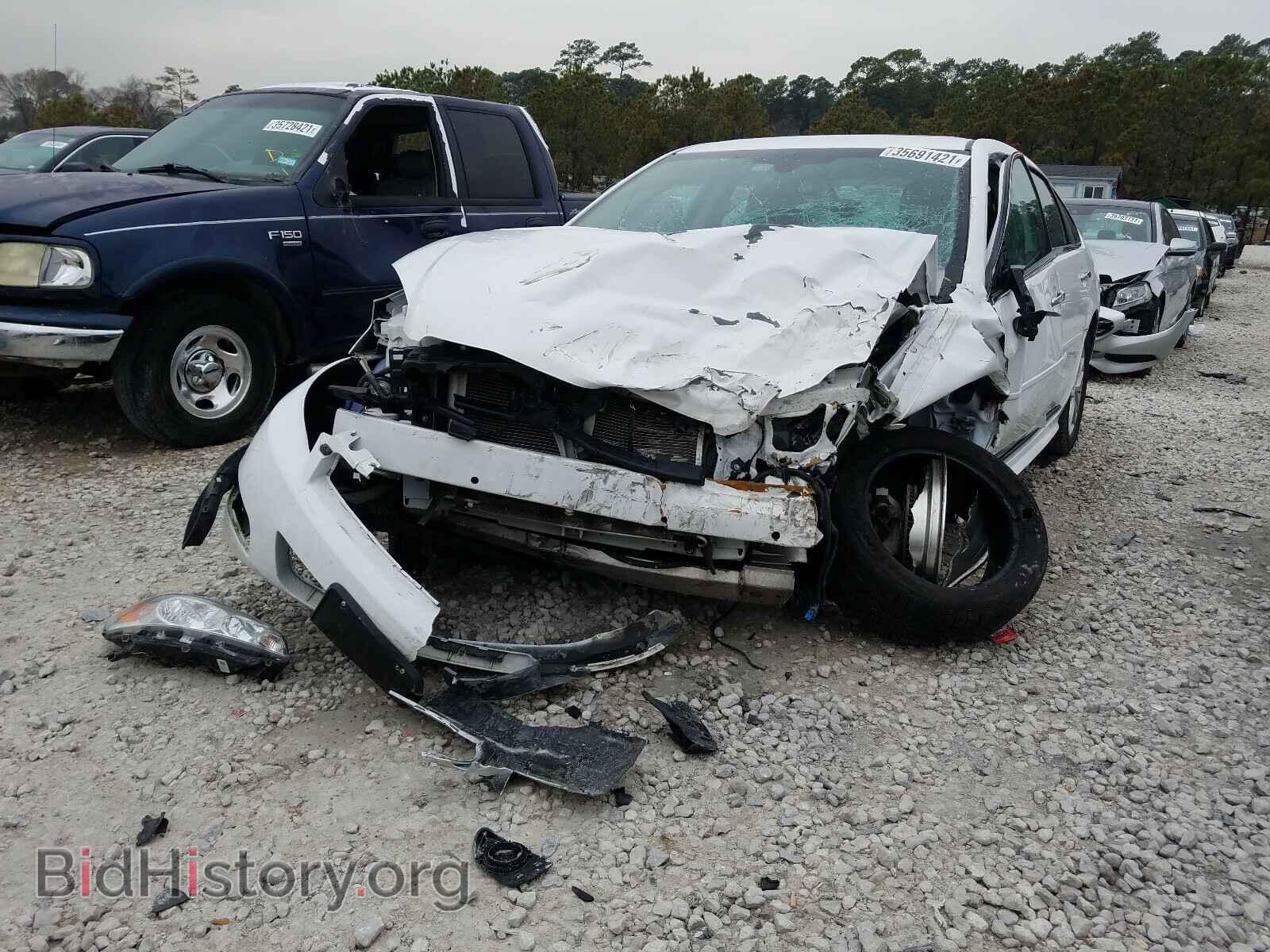 2014 CHEVROLET IMPALA - VIN: 2G1WC5E35E1154449 - Фото 2