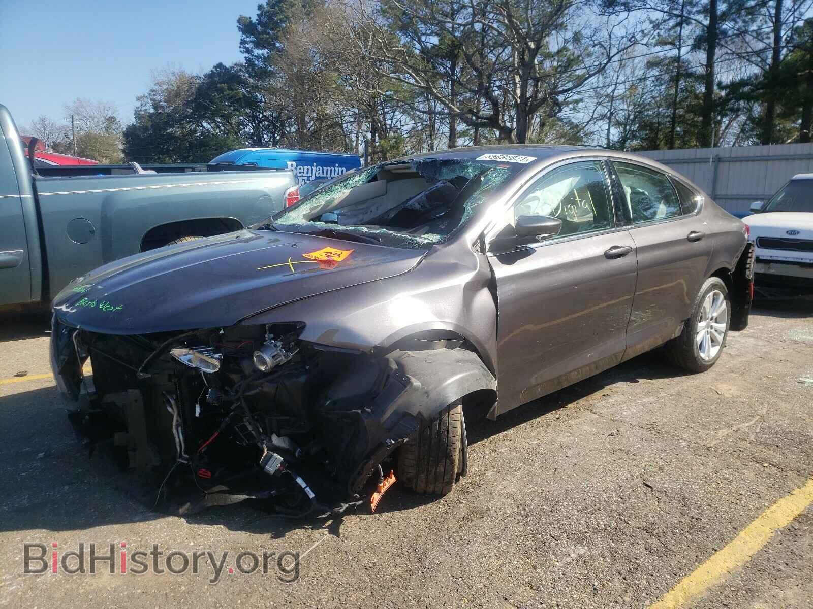 2015 CHRYSLER 200 - VIN: 1C3CCCAB3FN709690 - Фото 2
