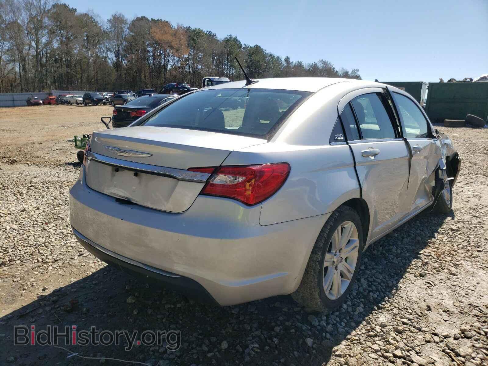 2012 CHRYSLER 200 - VIN: 1C3CCBAB7CN318502 - Фото 4