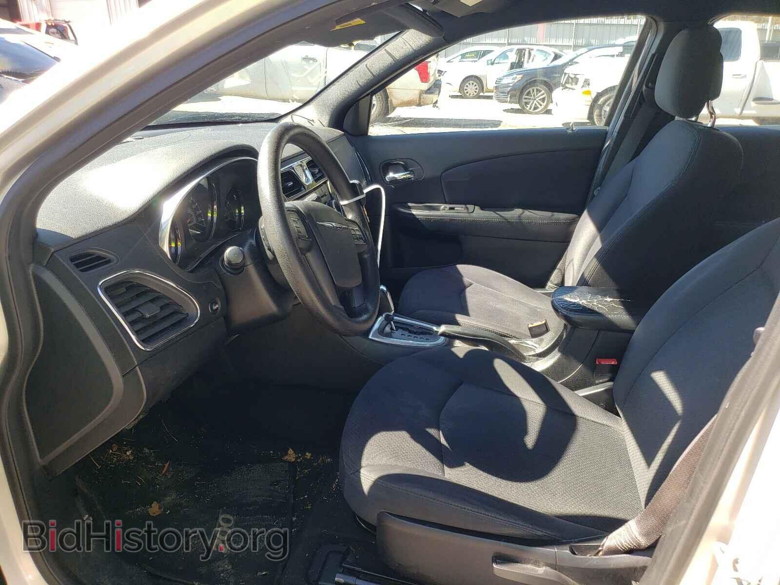 2012 CHRYSLER 200 - VIN: 1C3CCBAB7CN318502 - Фото 5