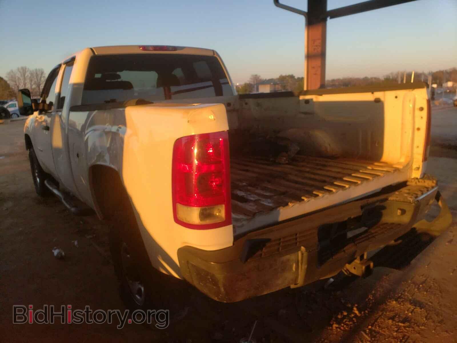 2008 GMC SIERRA - VIN: 1GTHC29KX8E127993 - Фото 3