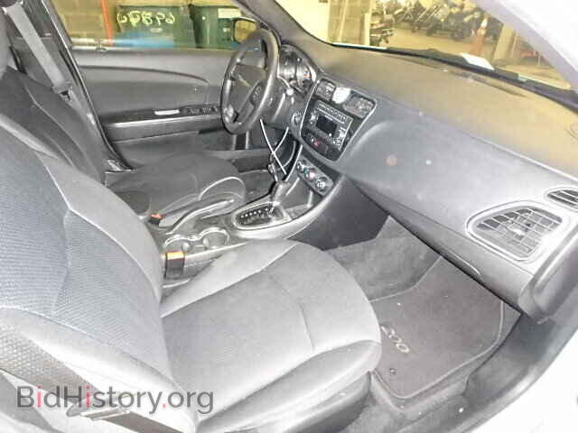 2013 CHRYSLER 200 - VIN: 1C3CCBAB6DN561266 - Photo 5