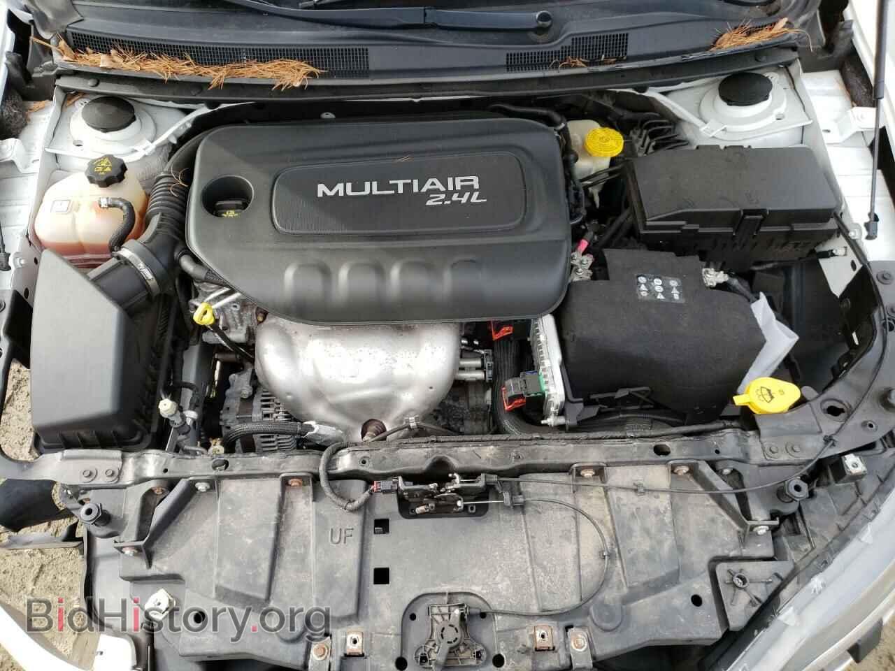 2015 CHRYSLER 200 - VIN: 1C3CCCABXFN654784 - Фото 7