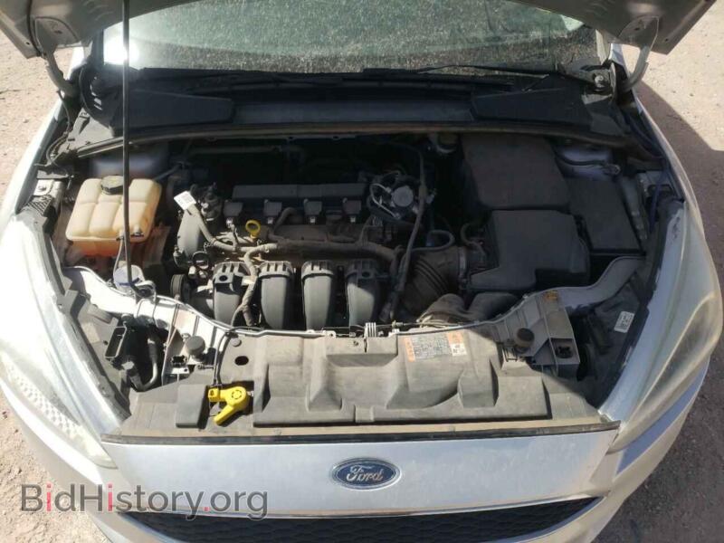 2016 Ford FOCUS (VIN 1FADP3E2XGL369097) — photo 7 of 10