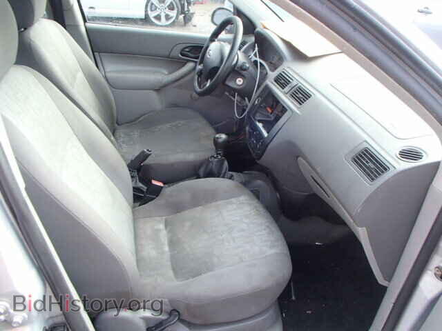 2005 FORD FOCUS - VIN: 1FAFP34NX5W313693 - Фото 5