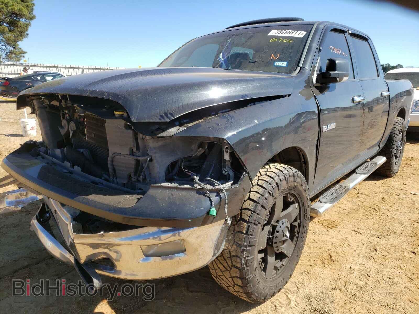 2010 DODGE RAM 1500 - VIN: 1D7RB1CT5AS230920 - Фото 2