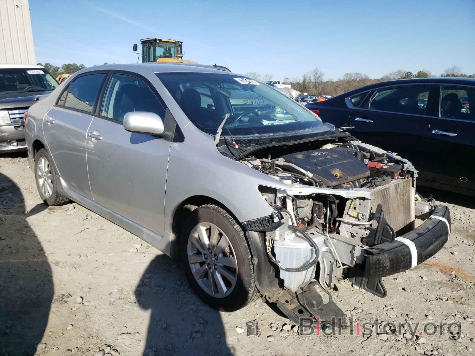 Photo 1NXBU4EE6AZ291828 - TOYOTA COROLLA 2010