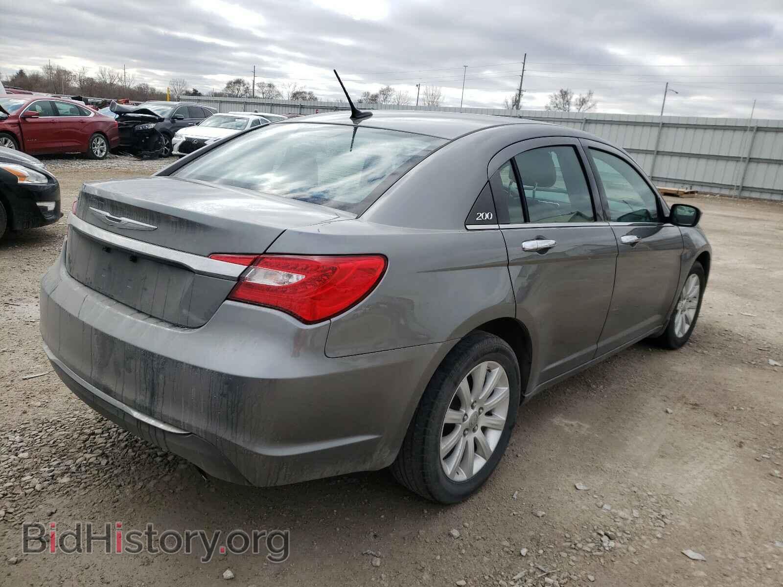 2013 CHRYSLER 200 - VIN: 1C3CCBCG1DN751551 - Фото 4