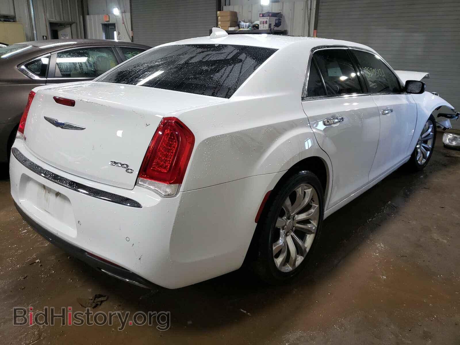 2017 CHRYSLER 300 - VIN: 2C3CCAEG2HH639251 - Фото 4
