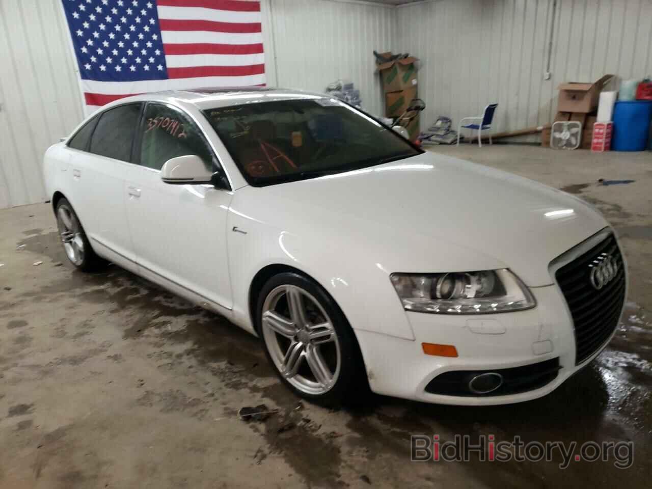 Photo WAUKGAFB7BN059780 - AUDI A6 2011