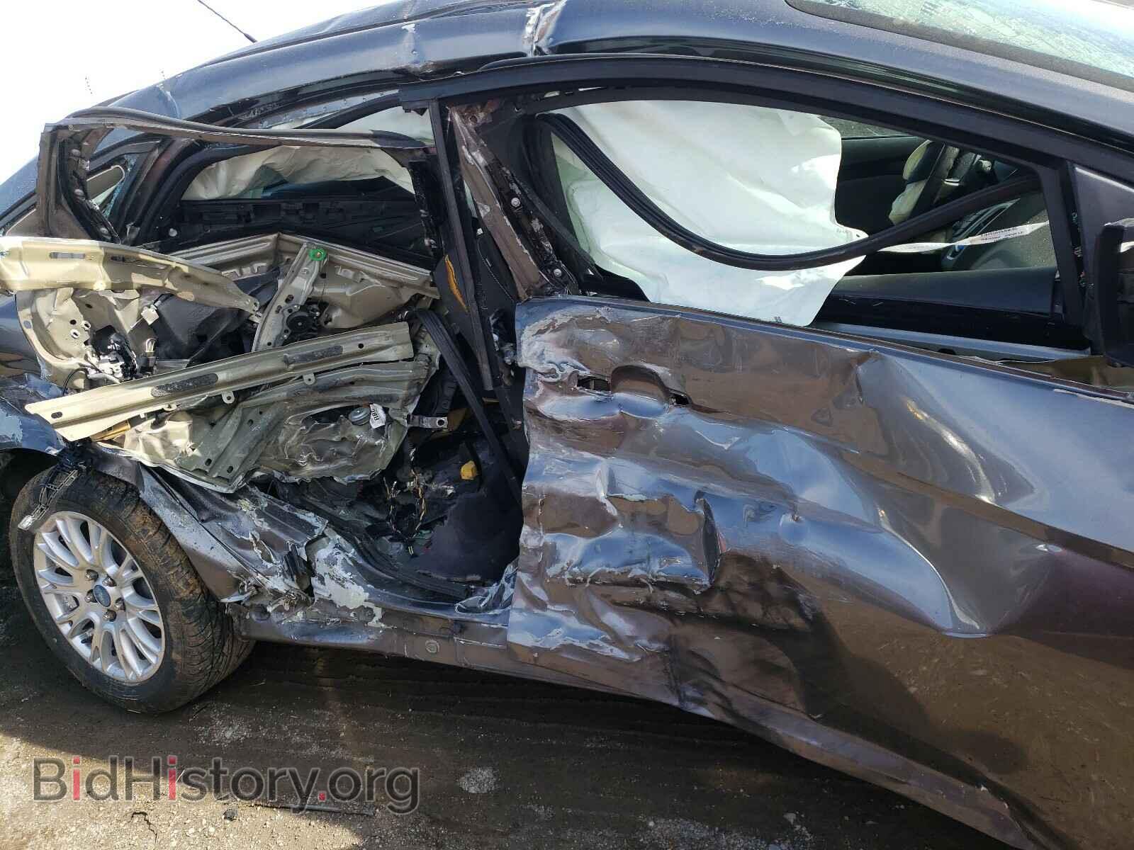 2012 FORD FOCUS - VIN: 1FAHP3F22CL141508 - Photo 9