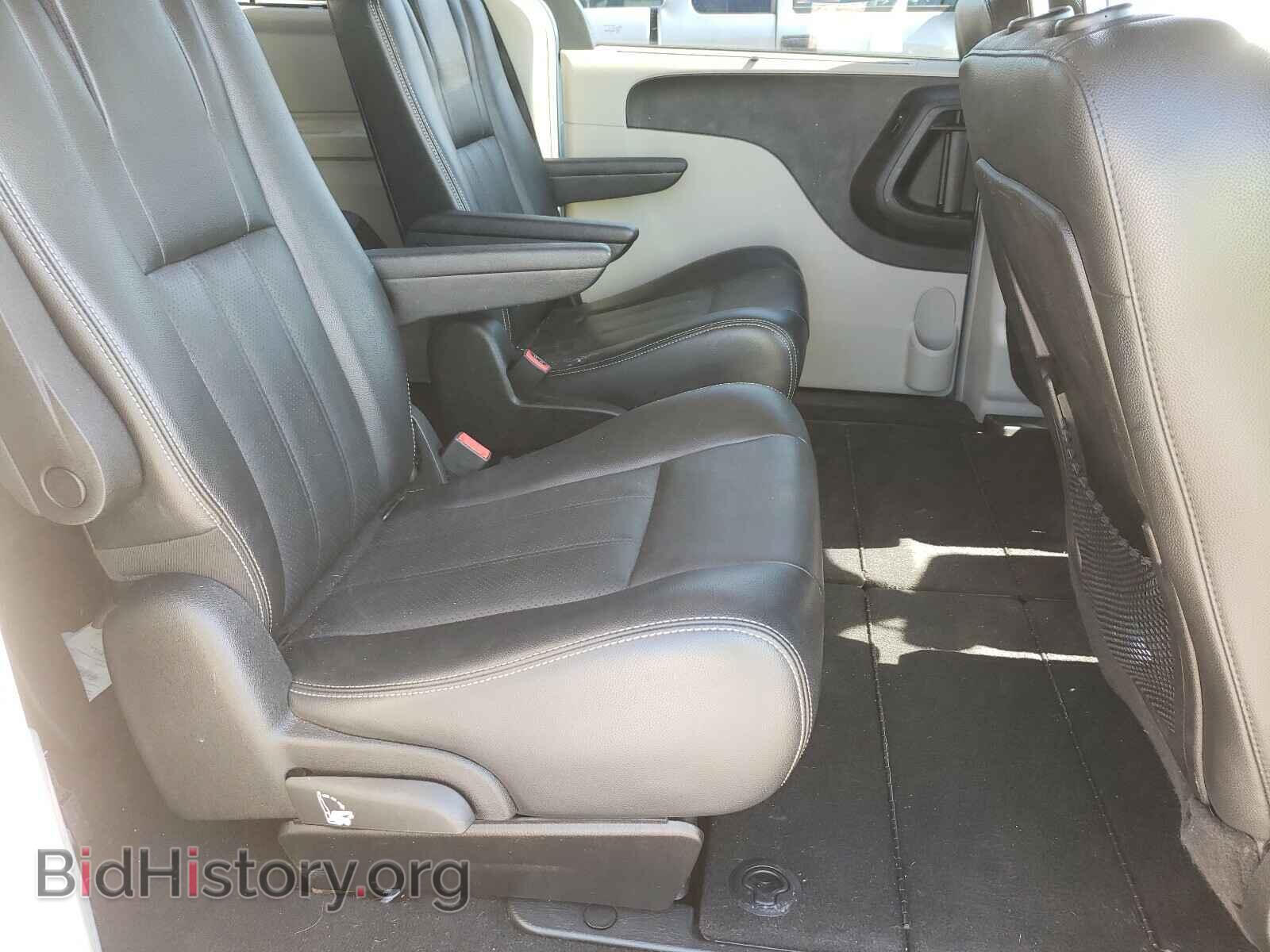 2011 CHRYSLER MINIVAN - VIN: 2A4RR8DG2BR780914 - Photo 6