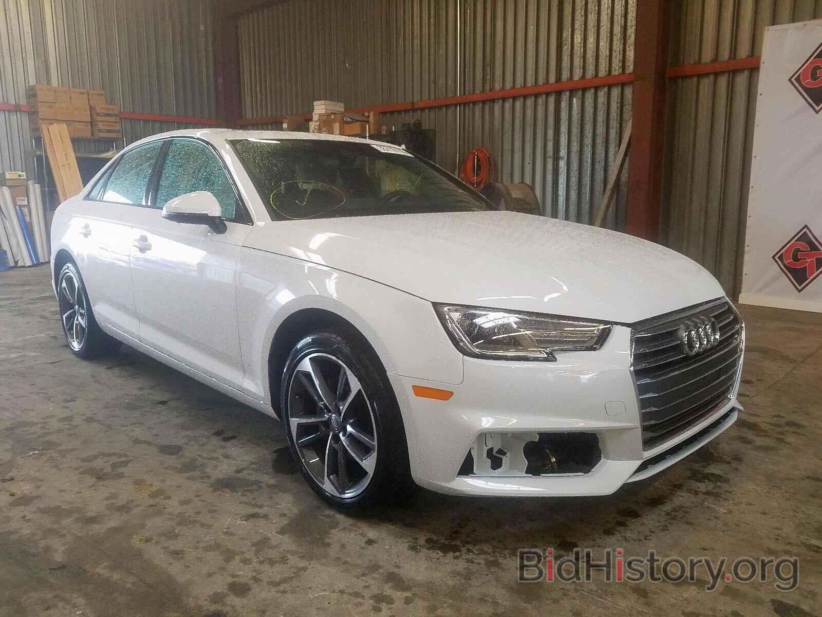 Photo WAUGMAF4XKN018575 - AUDI A4 2019