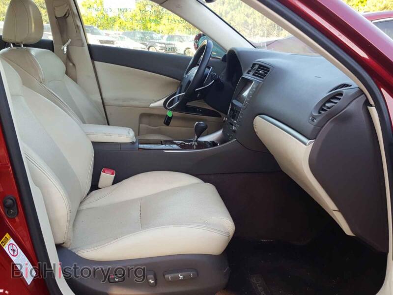 2012 Lexus IS (VIN JTHBF5C20C5183875) — photo 5 of 10