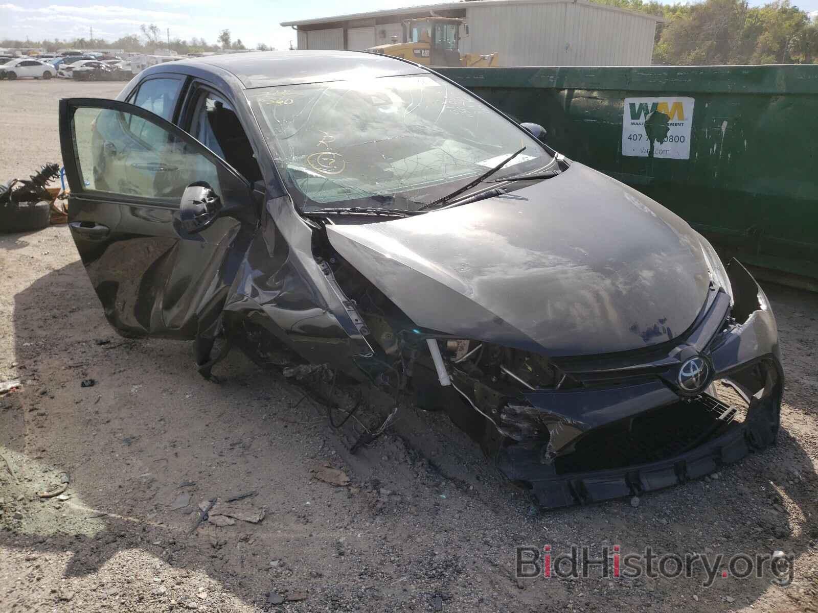 Photo 5YFBURHE7JP813814 - TOYOTA COROLLA 2018