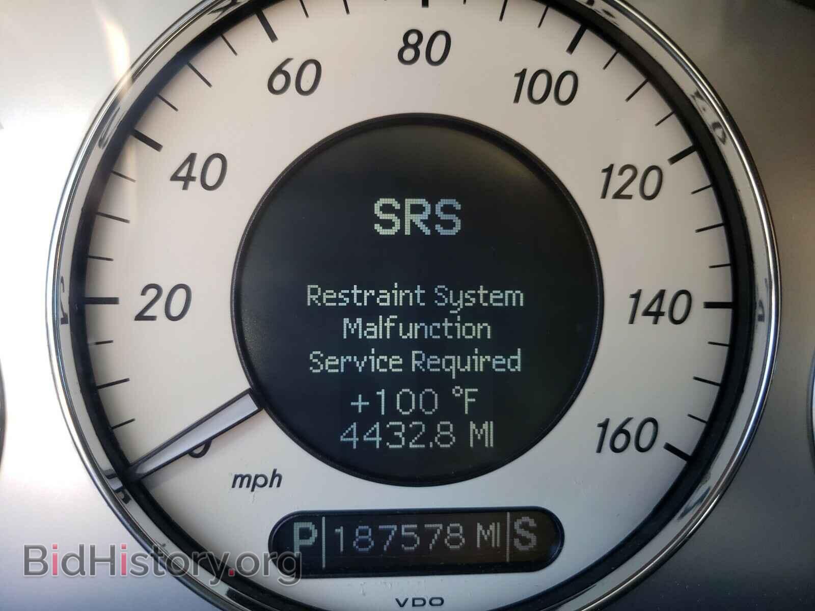 2008 MERCEDES-BENZ E CLASS - VIN: WDBUF56X08B301366 - Фото 8