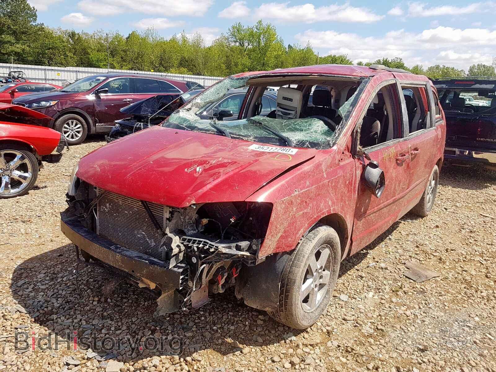 2013 DODGE CARAVAN - VIN: 2C4RDGCG9DR548636 - Фото 2