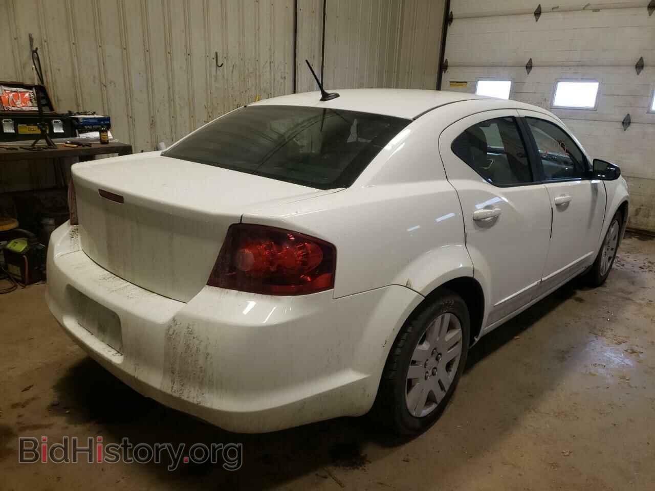 2011 DODGE AVENGER - VIN: 1B3BD4FB2BN586933 - Photo 4