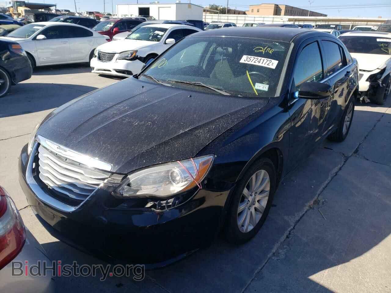 2013 CHRYSLER 200 - VIN: 1C3CCBBB4DN513277 - Фото 2