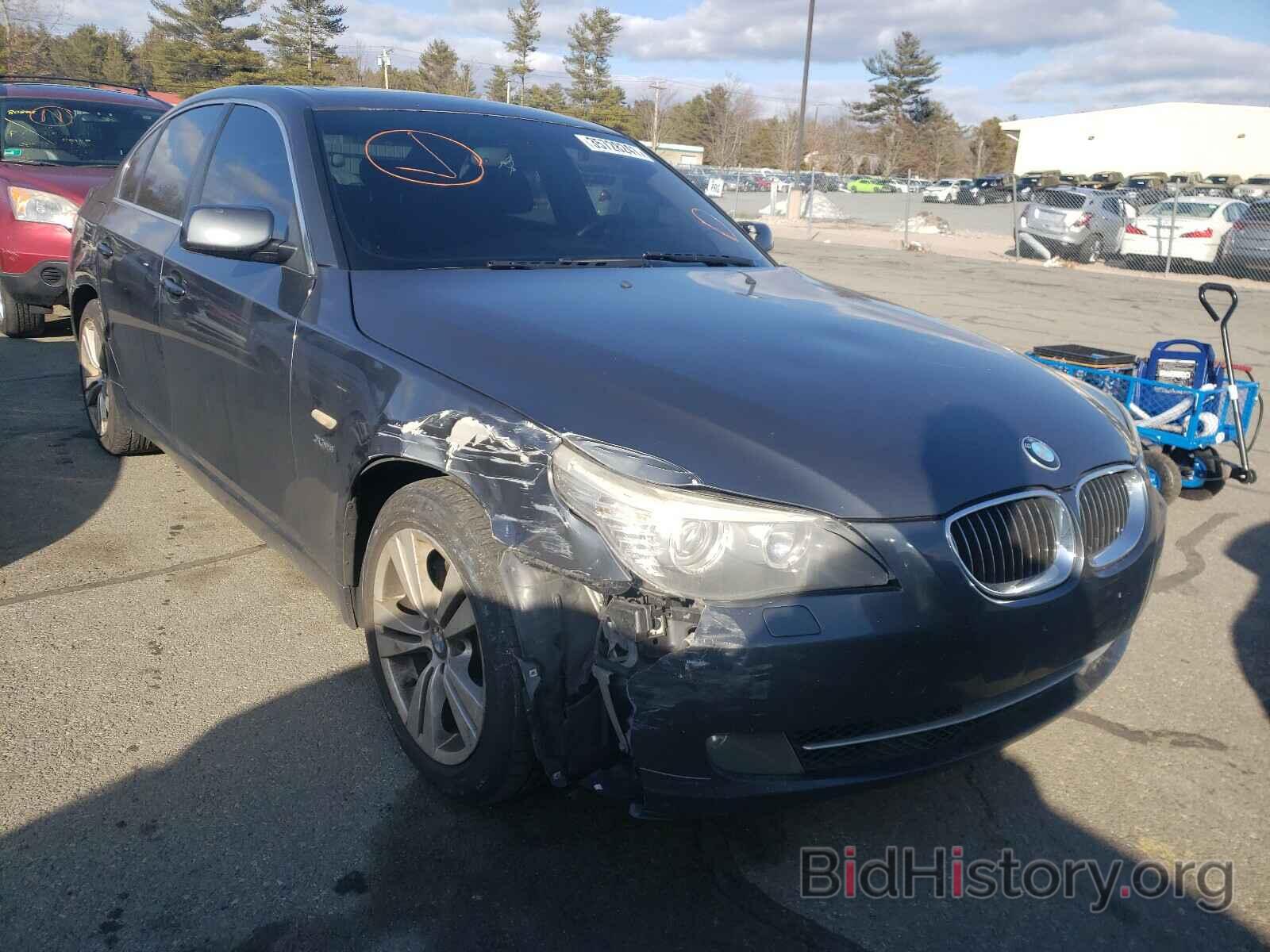 Photo WBANV13519C154925 - BMW 5 SERIES 2009