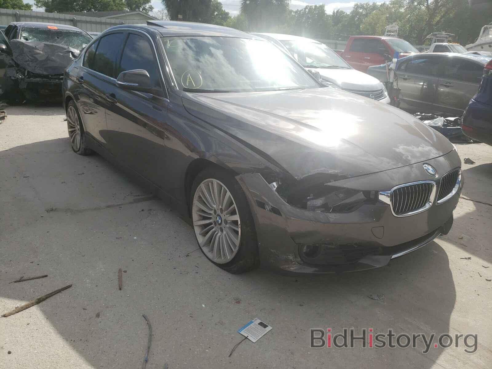 Photo WBA3A5C59CF340227 - BMW 3 SERIES 2012