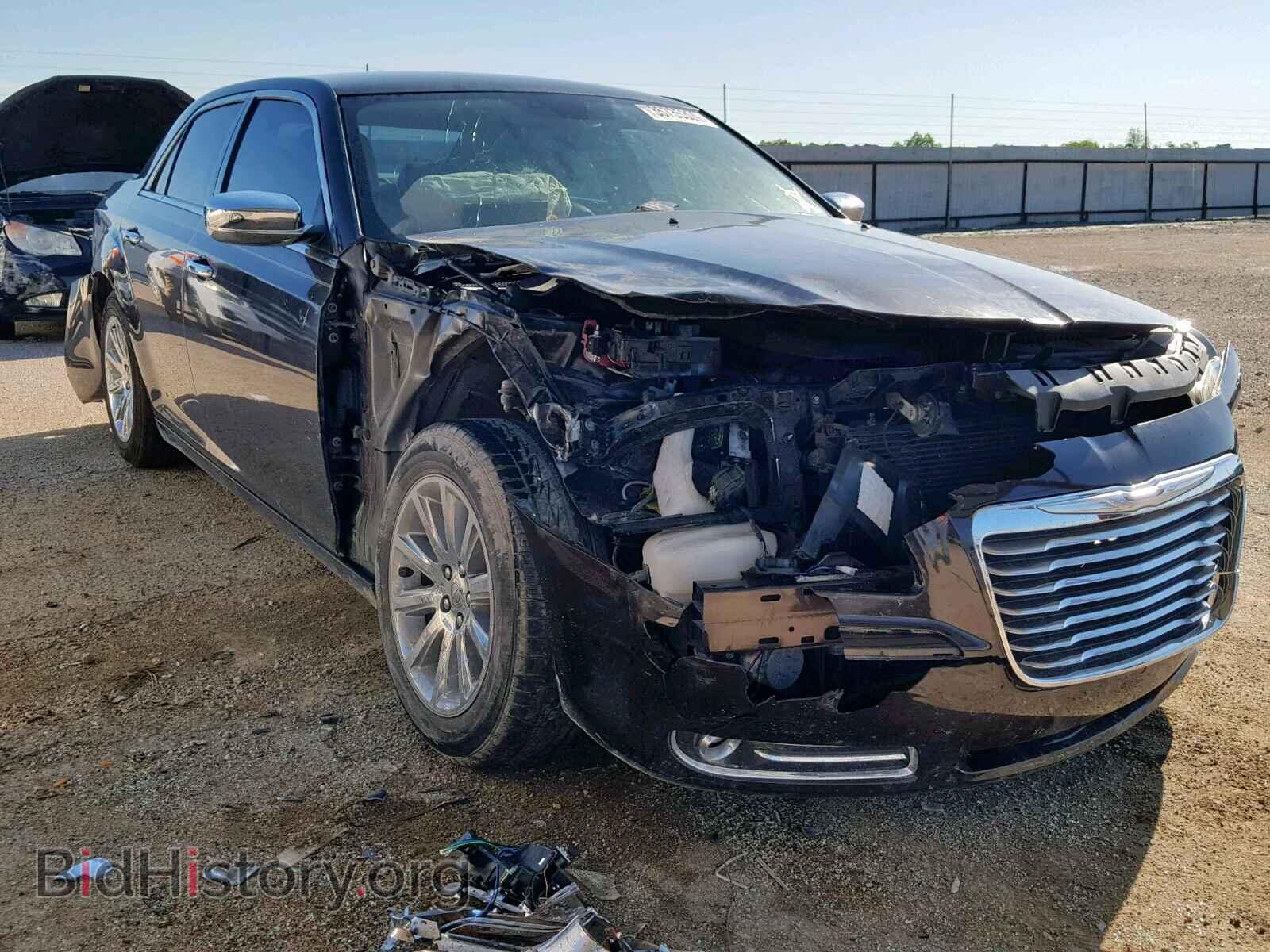 Фотография 2C3CCACG8CH212460 - CHRYSLER 300 2012