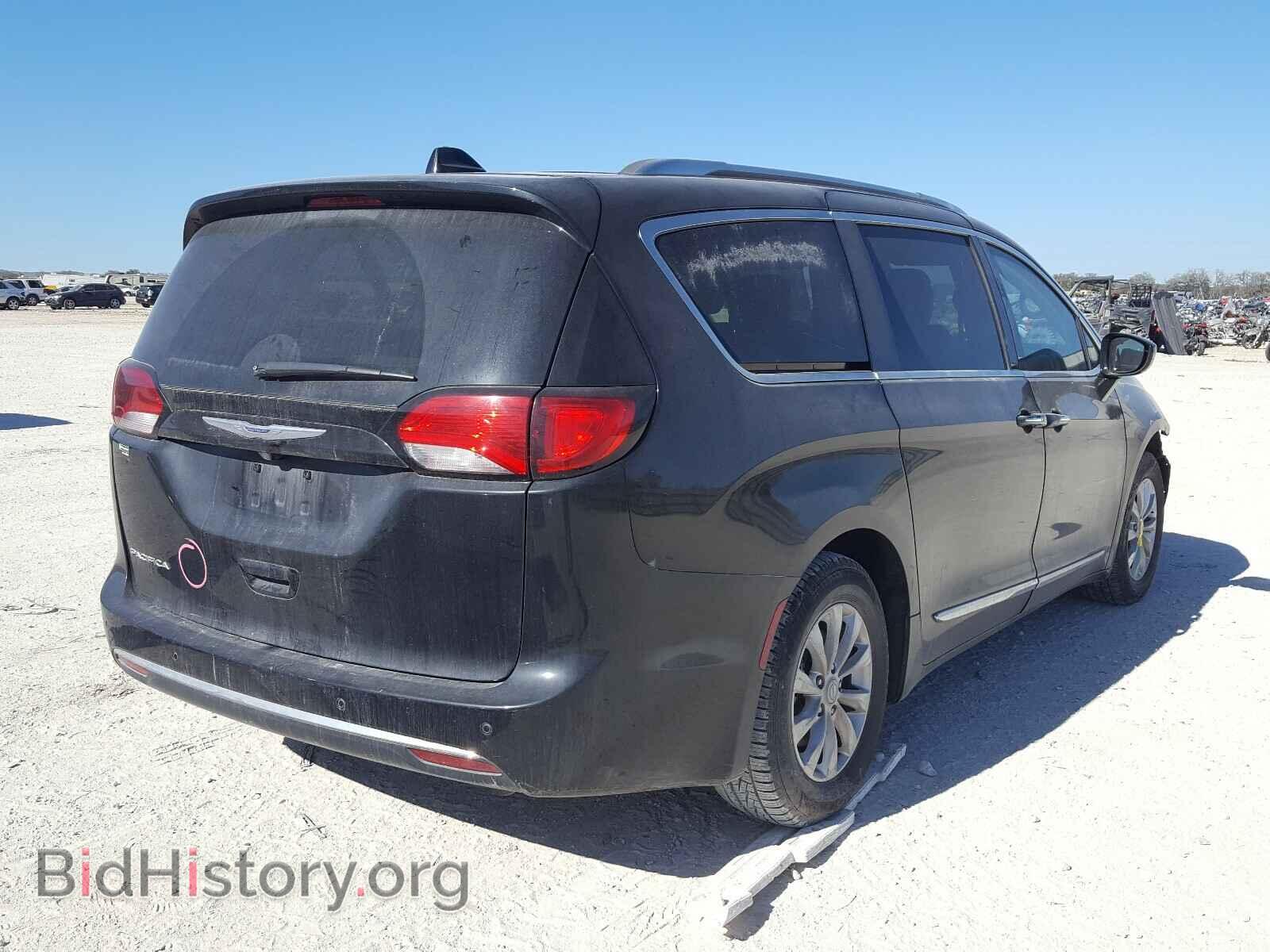 2018 CHRYSLER PACIFICA - VIN: 2C4RC1BG4JR141966 - Фото 4