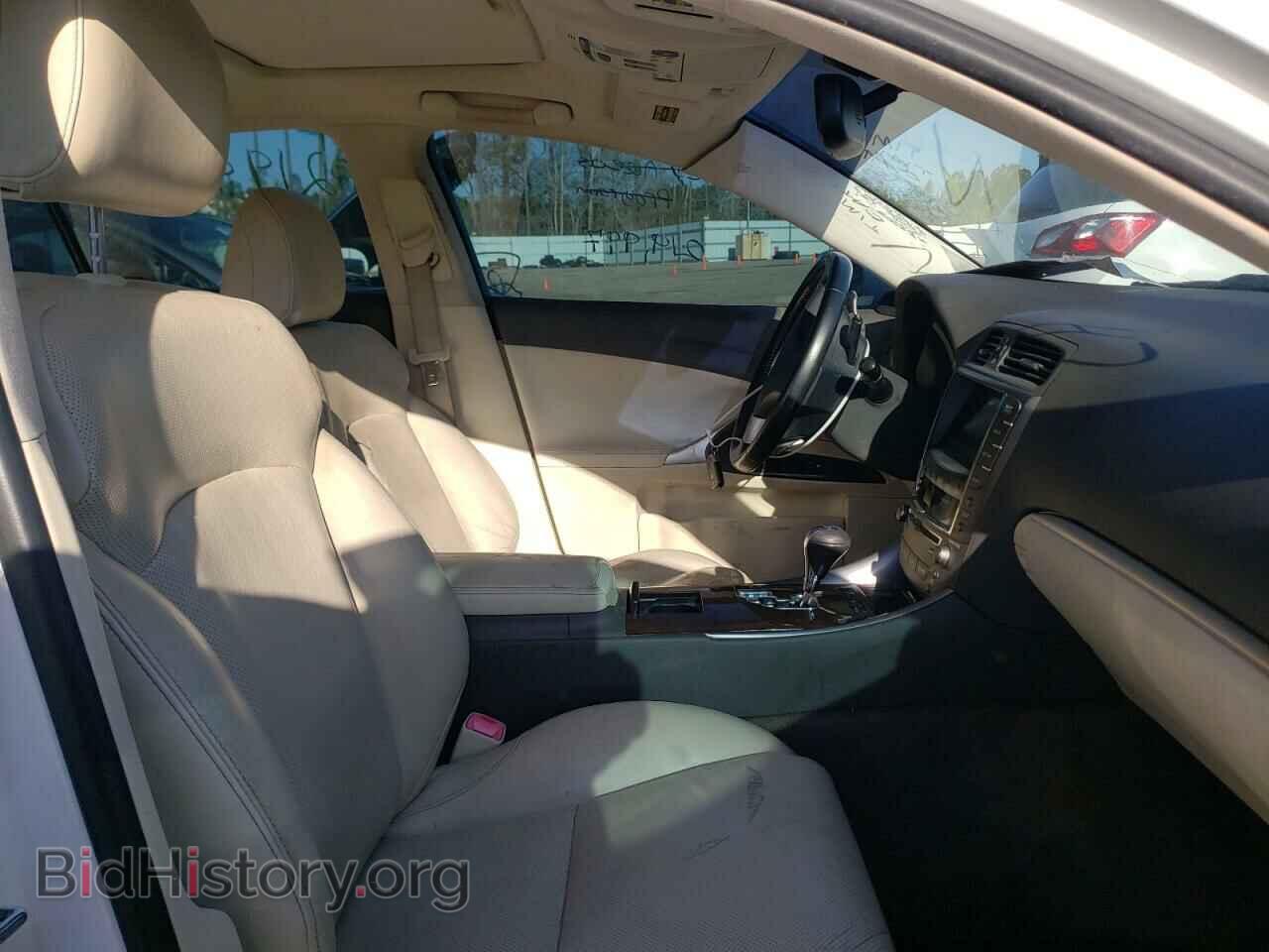 2012 LEXUS IS - VIN: JTHBF5C24C5167100 - Фото 5