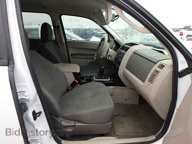 2011 FORD ESCAPE - VIN: 1FMCU0C78BKC24467 - Photo 5
