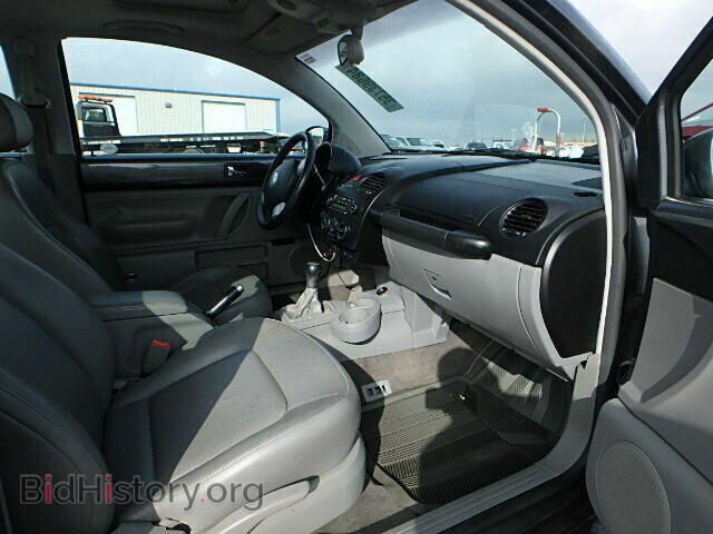 2004 VOLKSWAGEN BEETLE - VIN: 3VWCD31C14M409409 - Фото 5