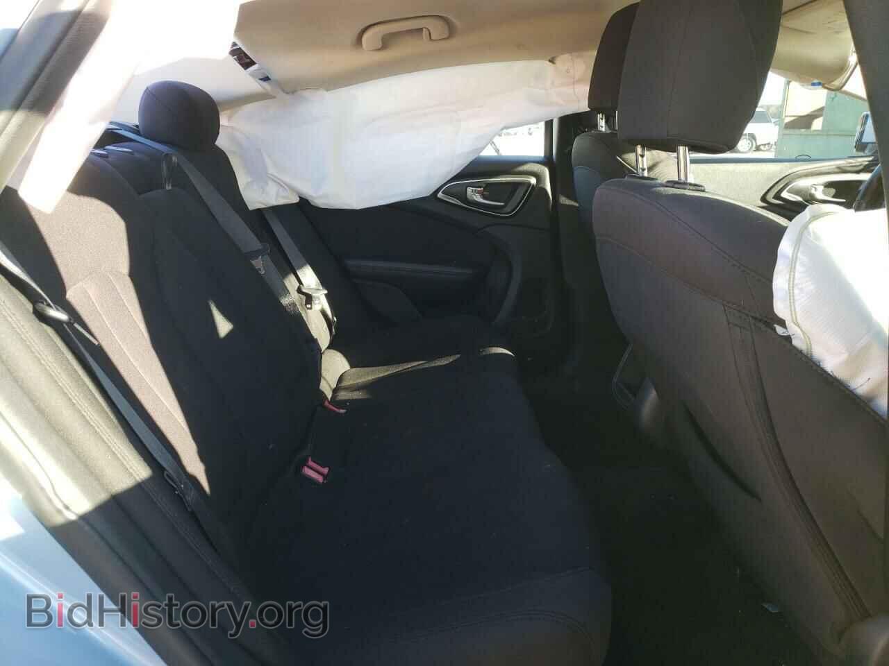 2015 CHRYSLER 200 - VIN: 1C3CCCAB1FN675944 - Фото 6