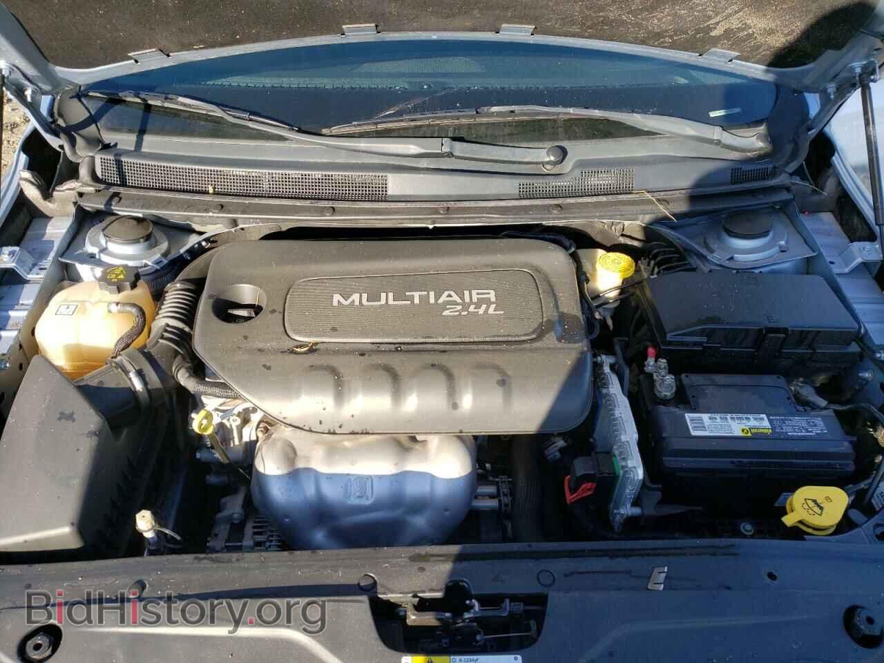 2015 CHRYSLER 200 - VIN: 1C3CCCAB1FN675944 - Фото 7