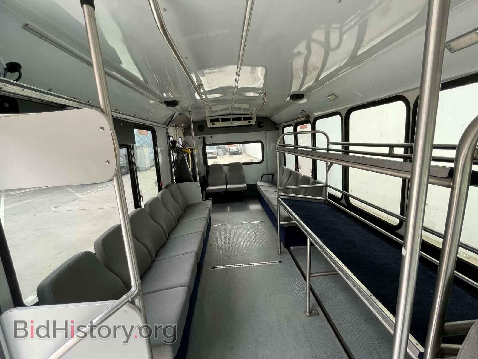 2011 FORD ECONOLINE - VIN: 1FDEE3FS8BDB10108 - Фото 6