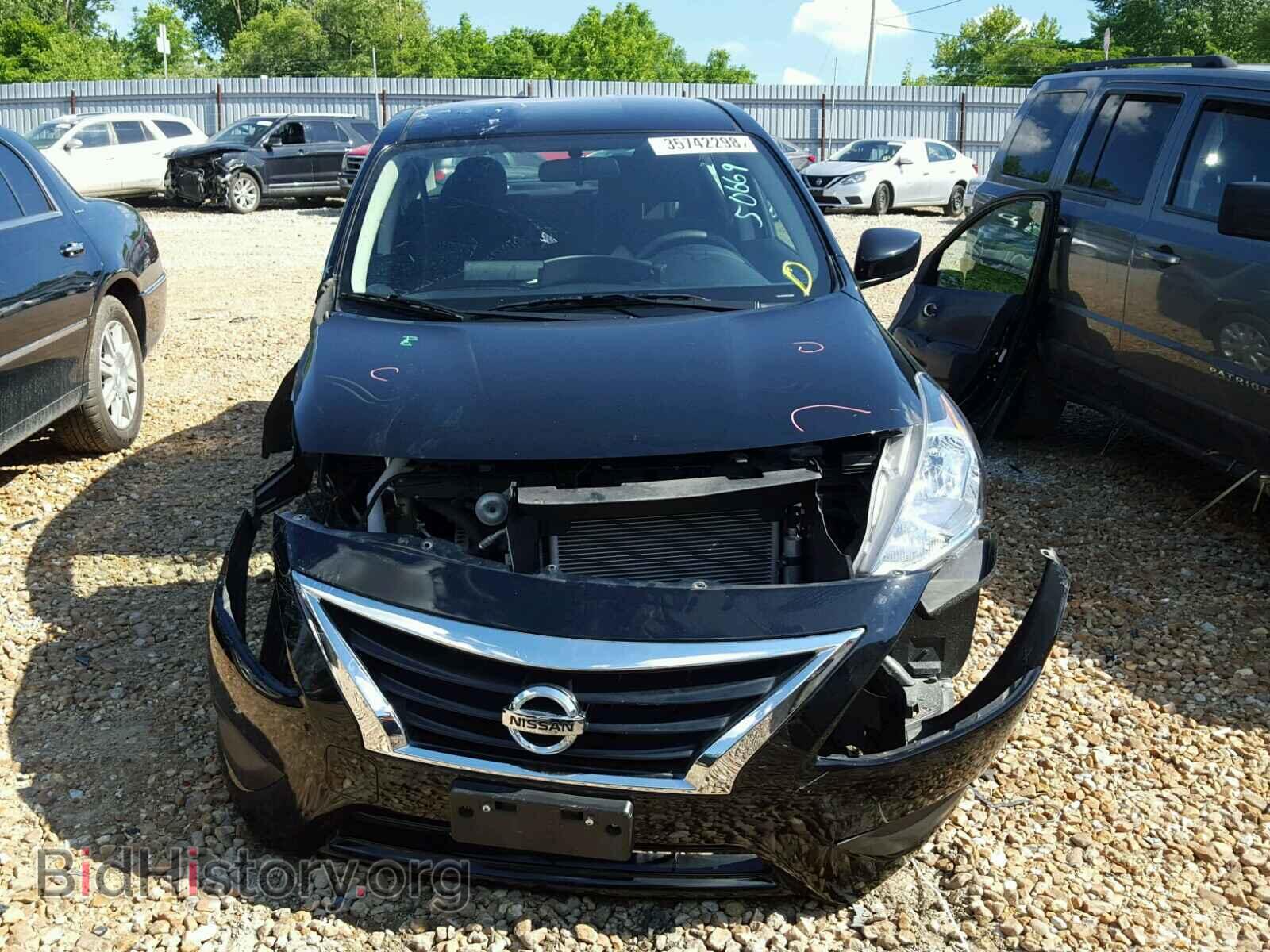 2017 NISSAN VERSA - VIN: 3N1CN7AP3HL889431 - Photo 9