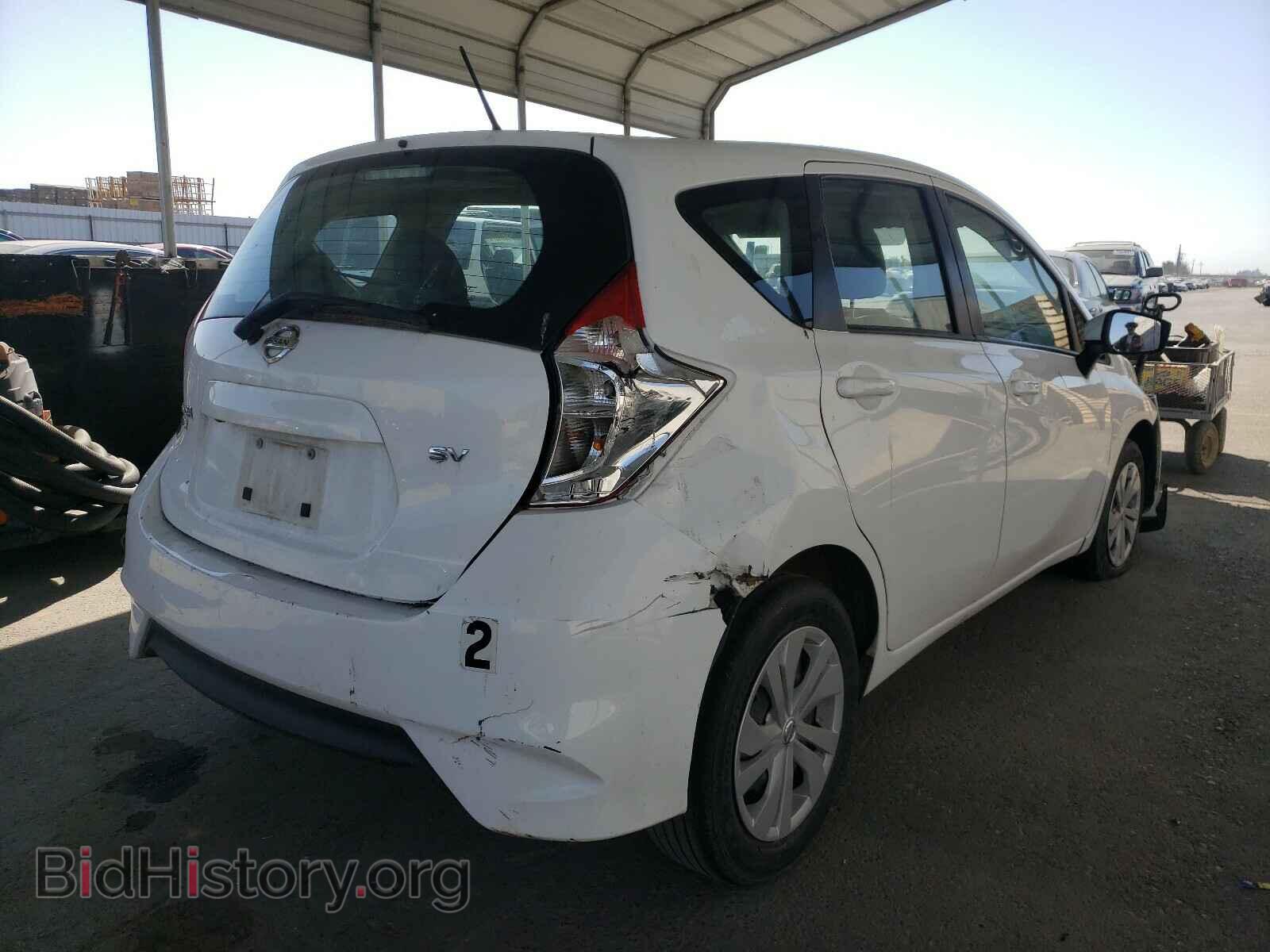 2017 NISSAN VERSA - VIN: 3N1CE2CP8HL354613 - Фото 4