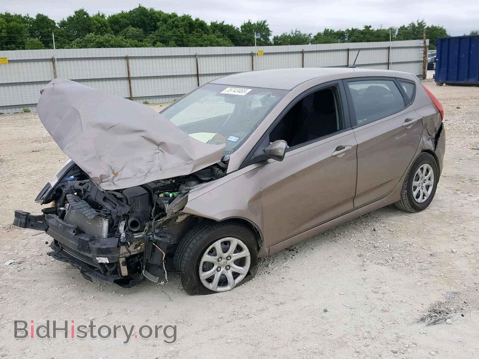2013 HYUNDAI ACCENT - VIN: KMHCT5AE3DU100972 - Фото 2