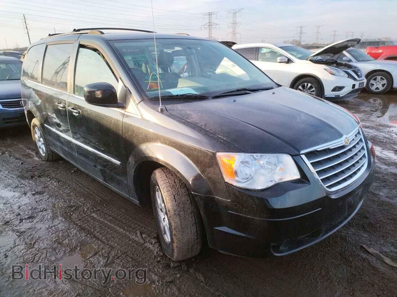 Photo 2A4RR5D10AR149877 - CHRYSLER MINIVAN 2010