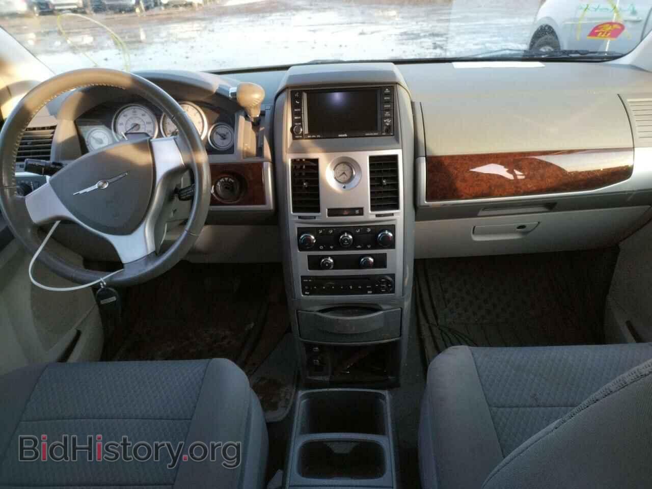 2010 CHRYSLER MINIVAN - VIN: 2A4RR5D10AR149877 - Фото 9
