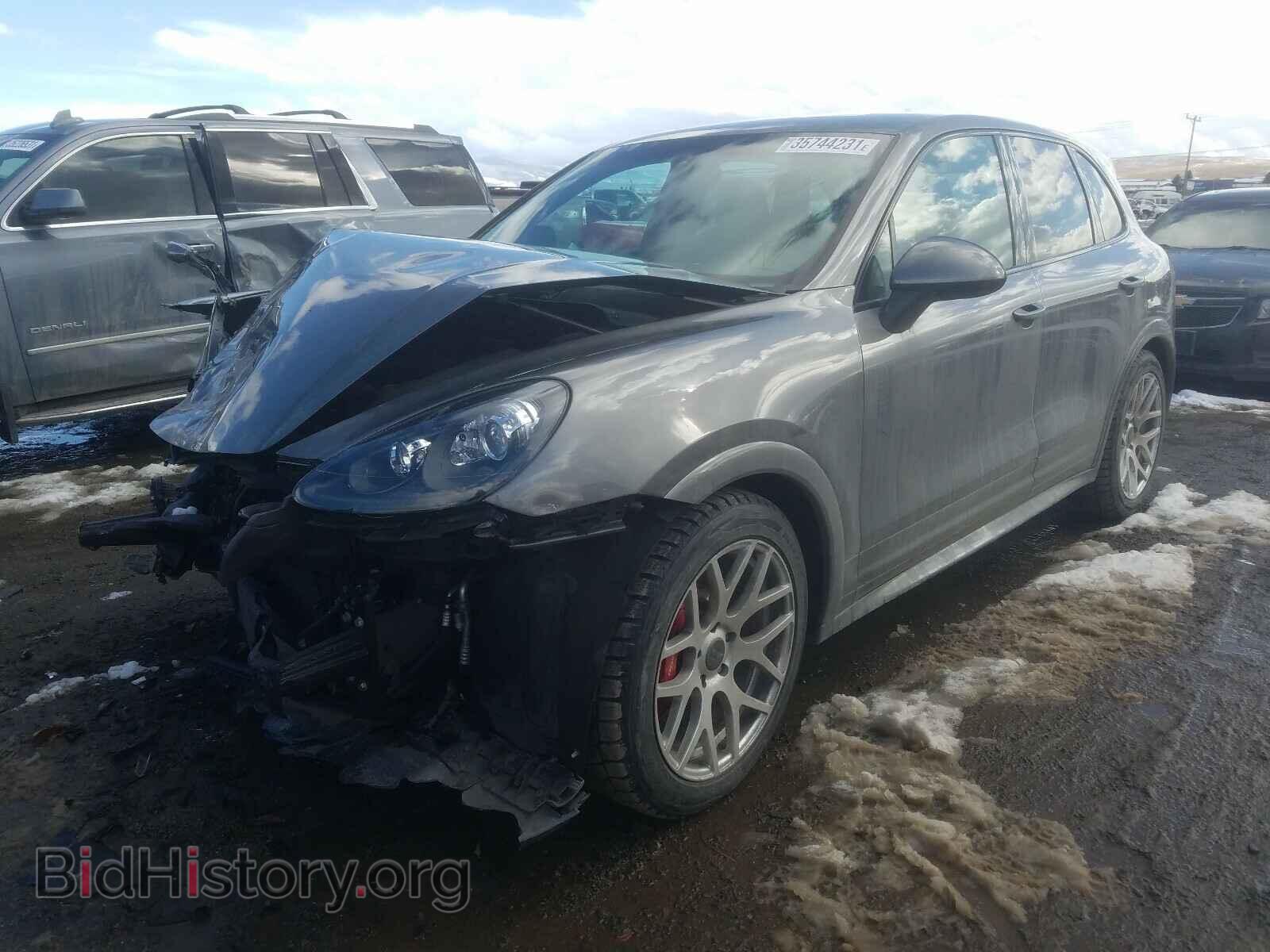 2013 PORSCHE CAYENNE - VIN: WP1AD2A26DLA79326 - Фото 2