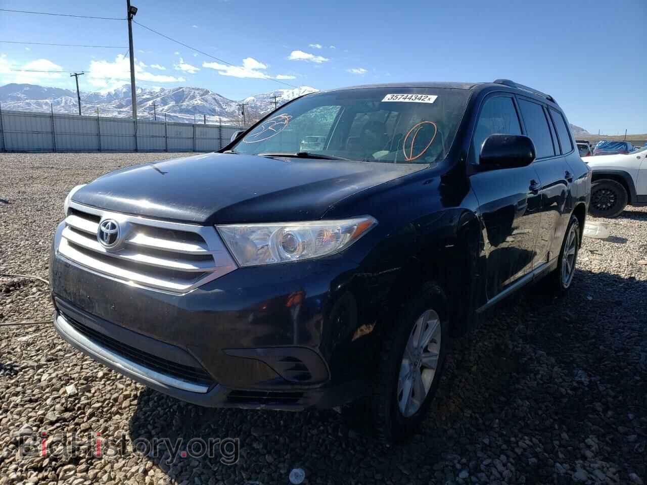 2013 TOYOTA HIGHLANDER - VIN: 5TDBK3EH8DS223523 - Фото 2