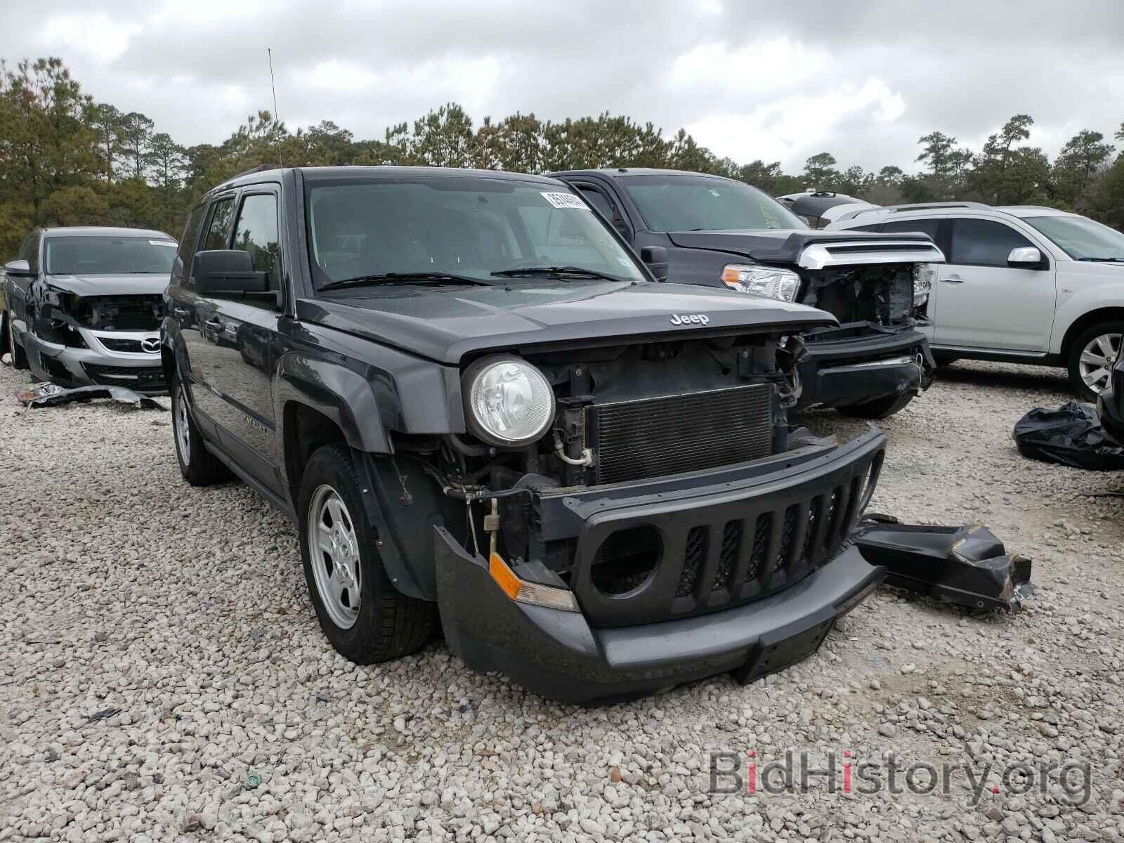 Photo 1C4NJPBA4FD219076 - JEEP PATRIOT 2015