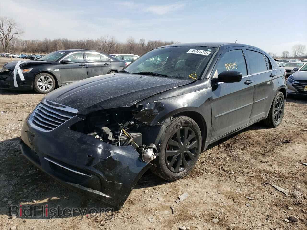 2012 CHRYSLER 200 - VIN: 1C3CCBAB0CN262712 - Фото 2