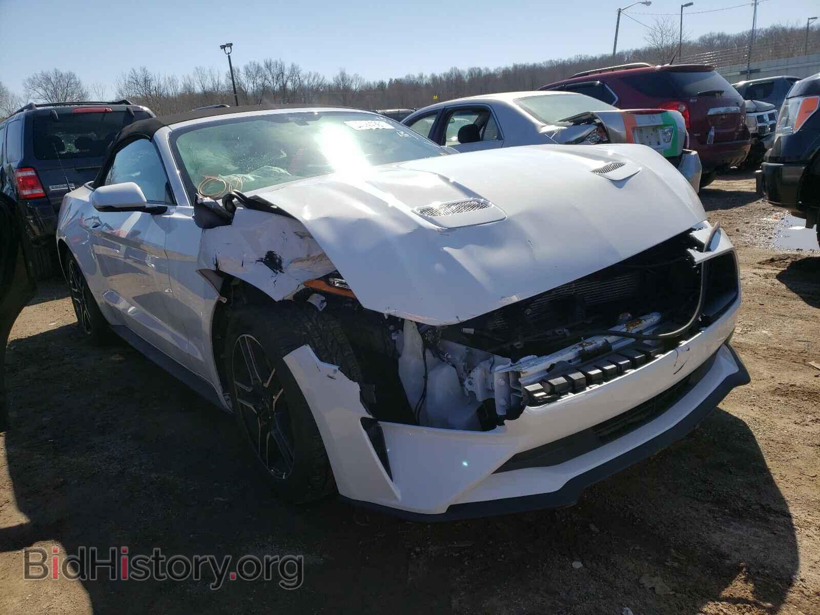 Photo 1FATP8UH6L5180105 - FORD MUSTANG 2020