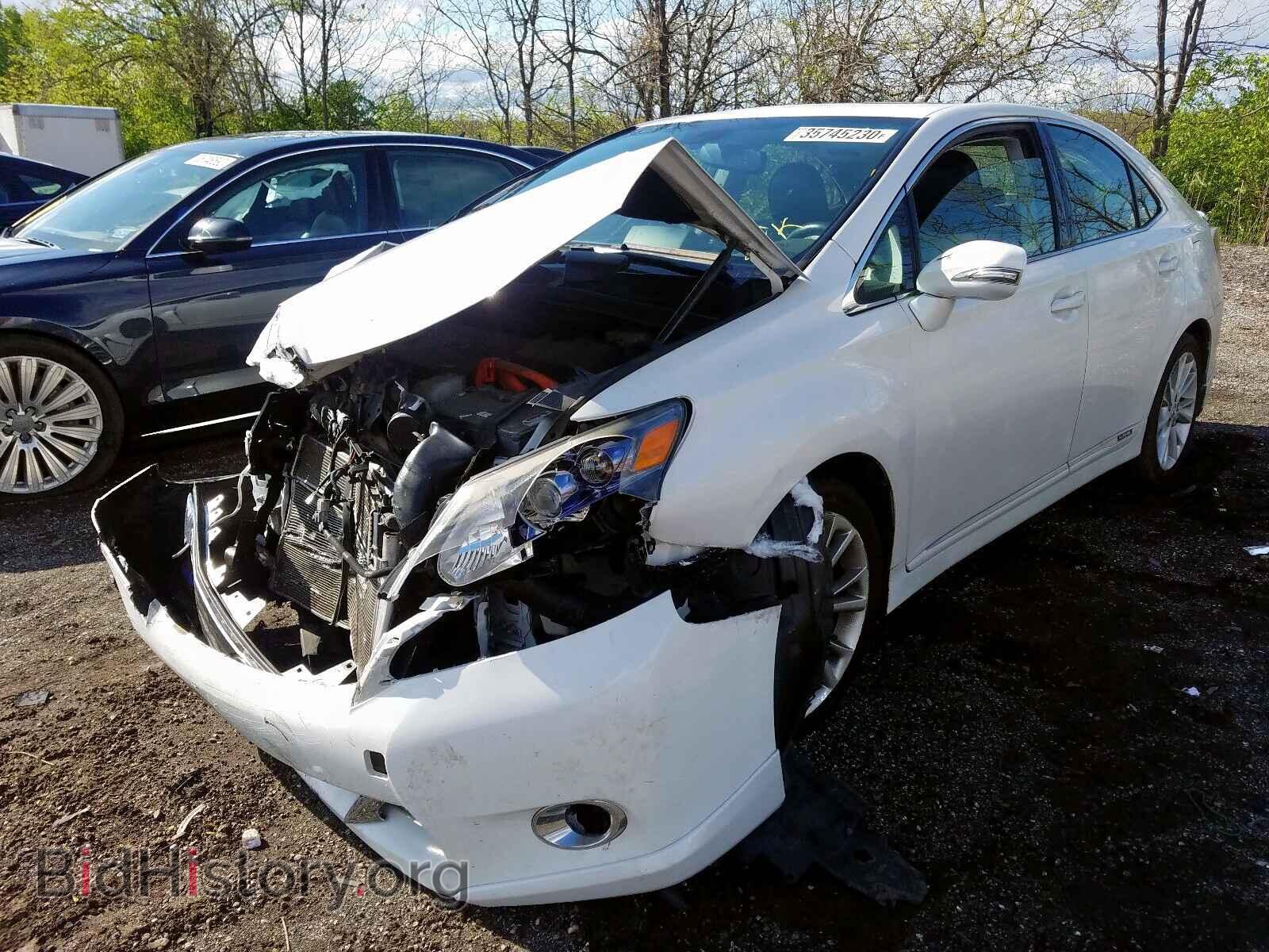 2010 LEXUS HS - VIN: JTHBB1BA2A2010581 - Фото 2