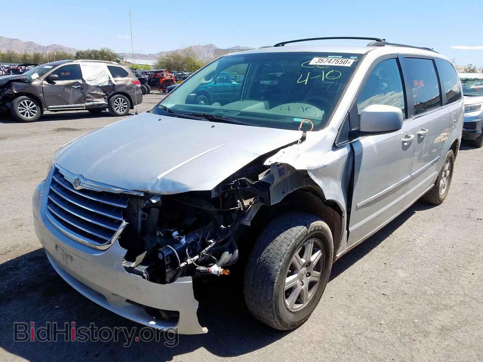 2010 CHRYSLER MINIVAN - VIN: 2A4RR5D15AR413238 - Фото 2