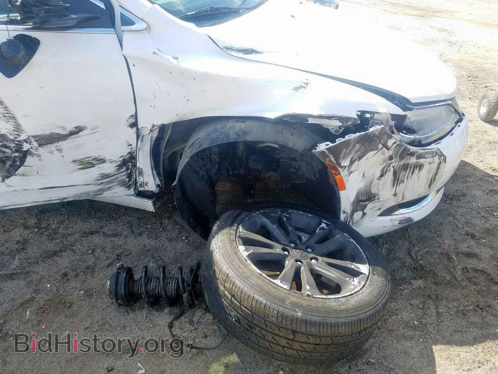 2015 CHRYSLER 200 - VIN: 1C3CCCAB7FN574889 - Фото 9