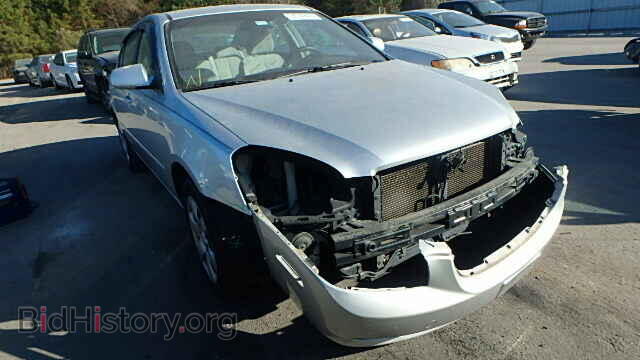 2007 KIA OPTIMA - VIN: KNAGE123775110468 - Фото 9