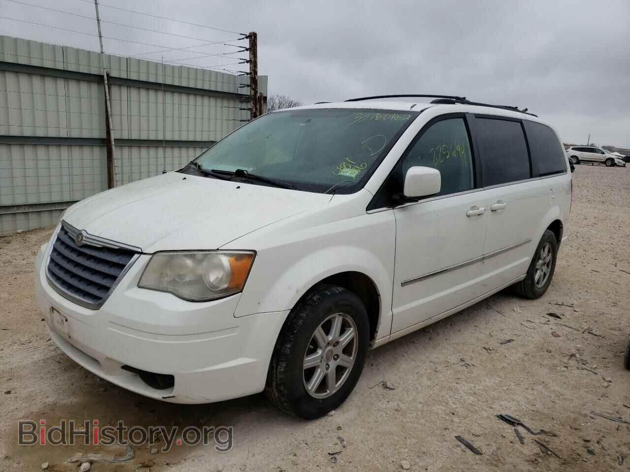 2010 CHRYSLER MINIVAN - VIN: 2A4RR8D19AR481186 - Фото 2