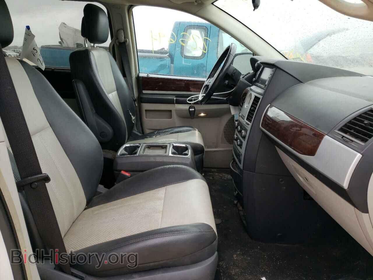 2010 CHRYSLER MINIVAN - VIN: 2A4RR8D19AR481186 - Фото 5